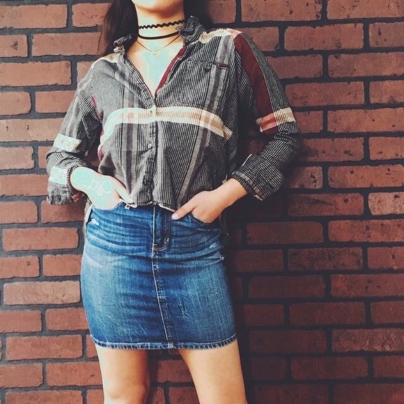 Cropped flannel blouse! - Picture 4 of 4